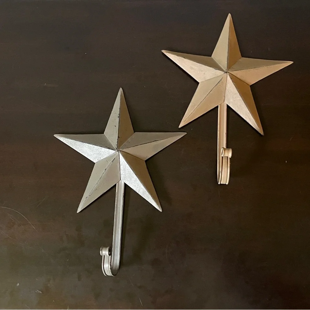 Rustic Distressed 3D Dimensional Metal Star Wall Hooks Gray Tan Hanging Decor